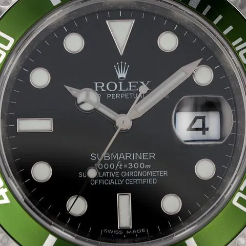 Rolex Submariner 16610V 40mm Stainless steel Black 2