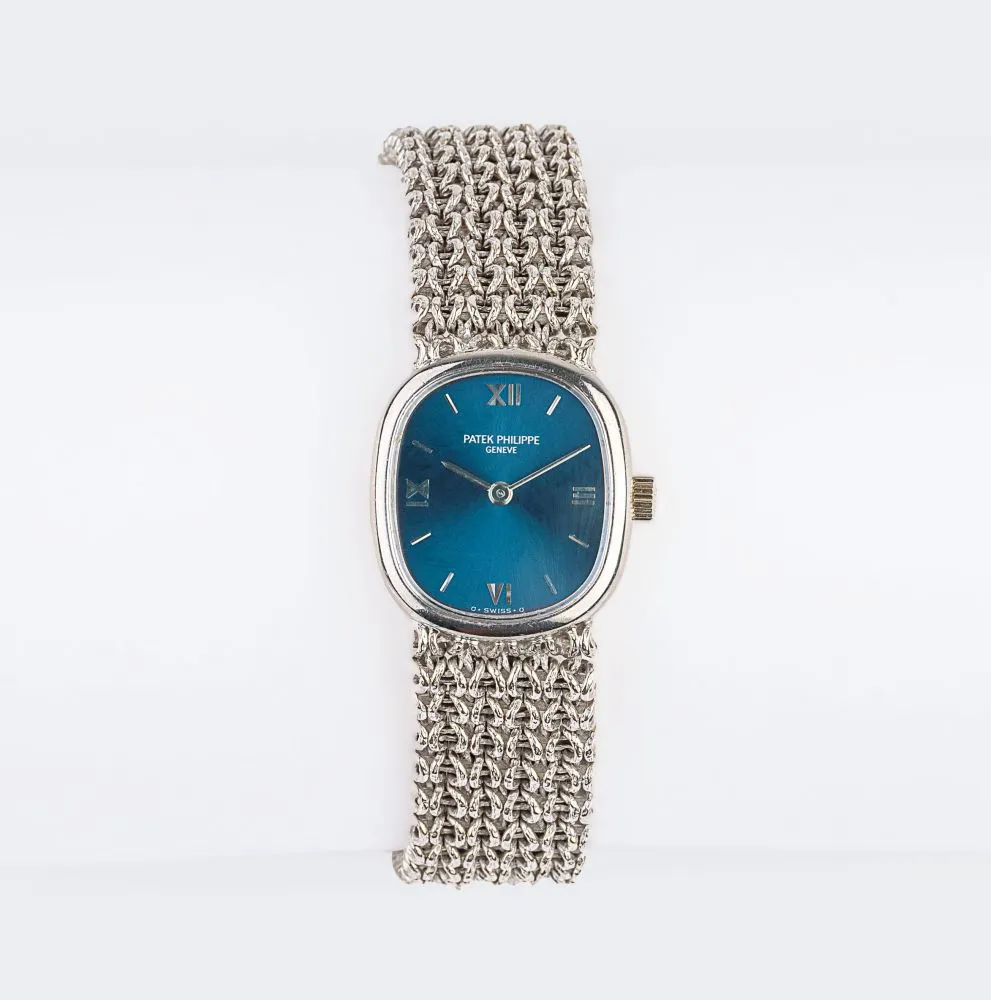 Patek Philippe Ellipse 20mm White gold Blue