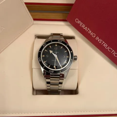 Omega Seamaster 300 234.30.41.21.01.001 41mm Stainless steel Black 17