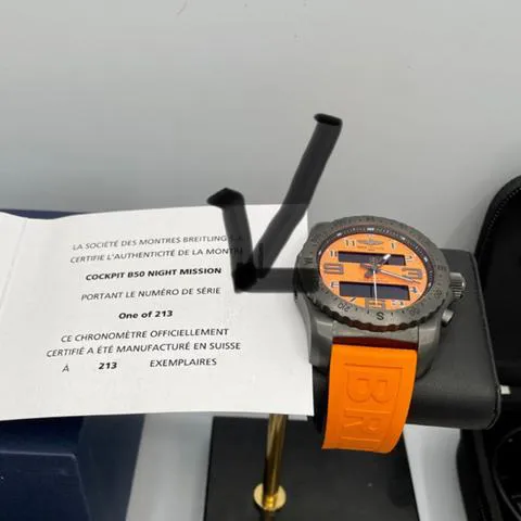 Breitling Cockpit B50 VB50106A1O1S1 46mm Titanium Orange 4