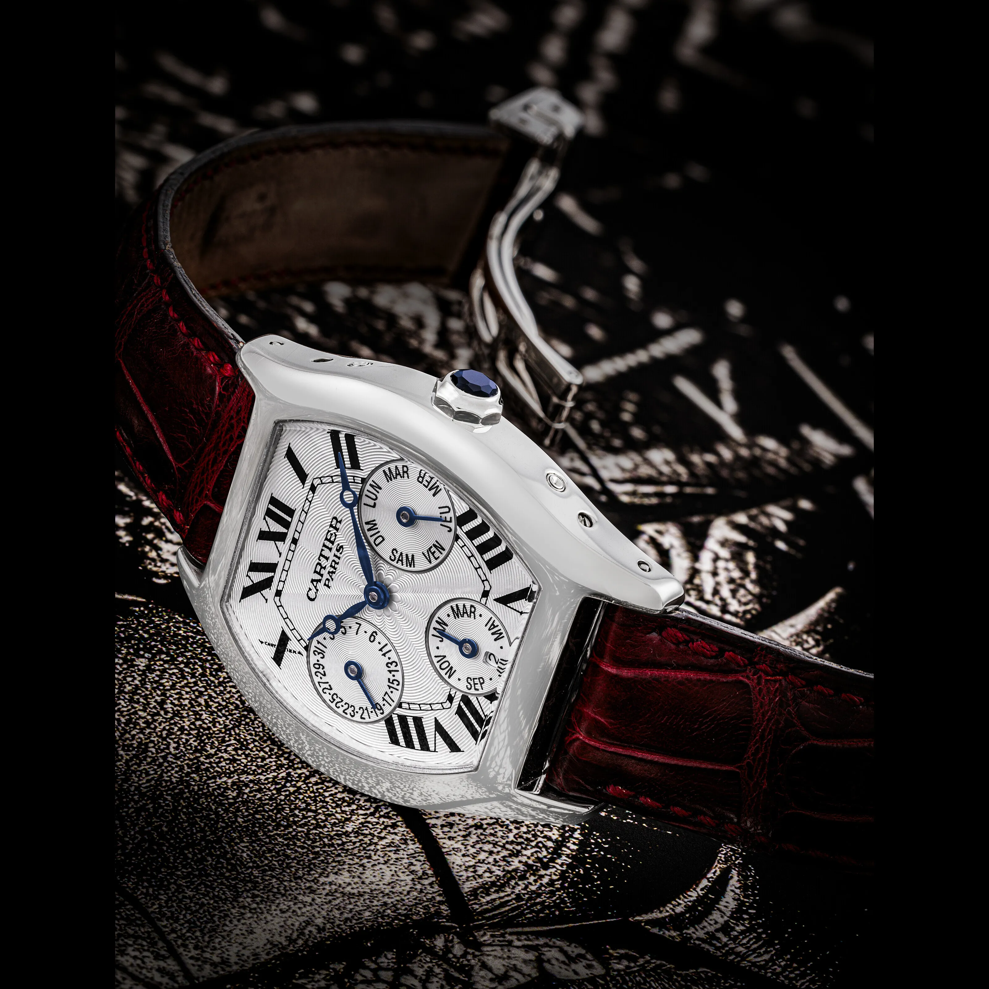 Cartier Tonneau 2540