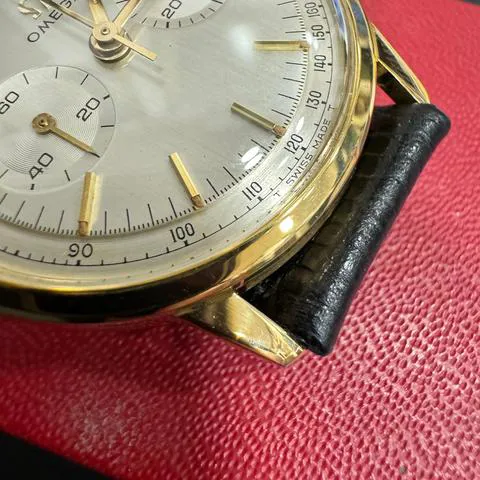 Omega Chronograph 101.009-65 35mm Yellow gold Silver 8