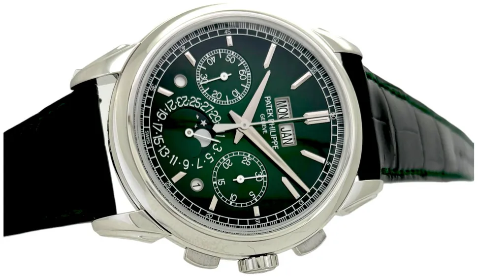 Patek Philippe Perpetual Calendar Chronograph 5270P-014 41mm Platinum Green 2