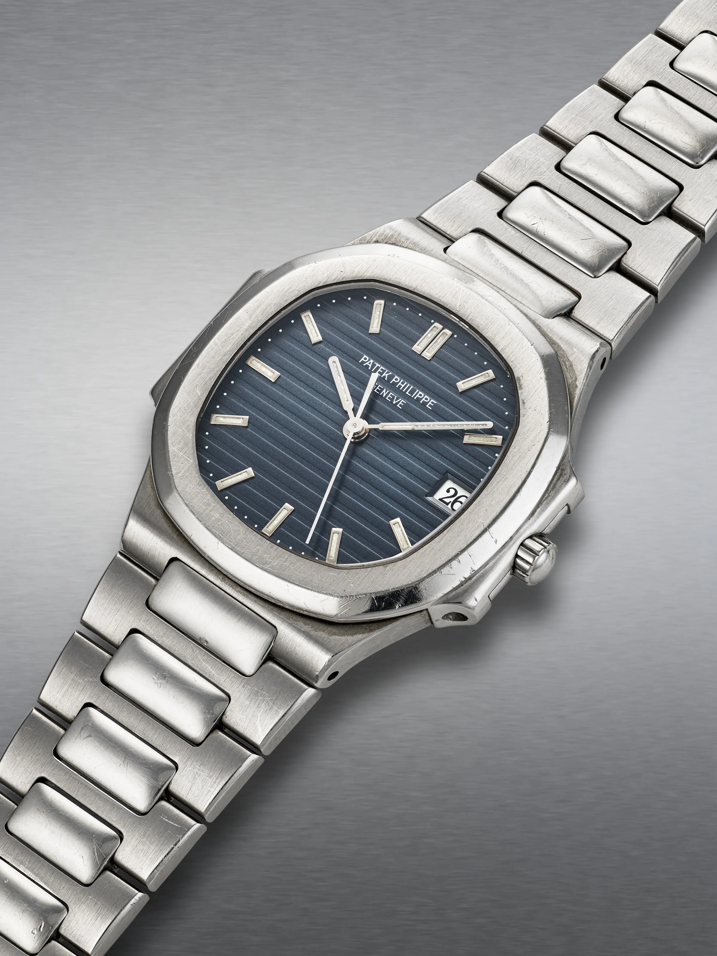 Patek Philippe Nautilus 3900 32mm Stainless steel Blue 1