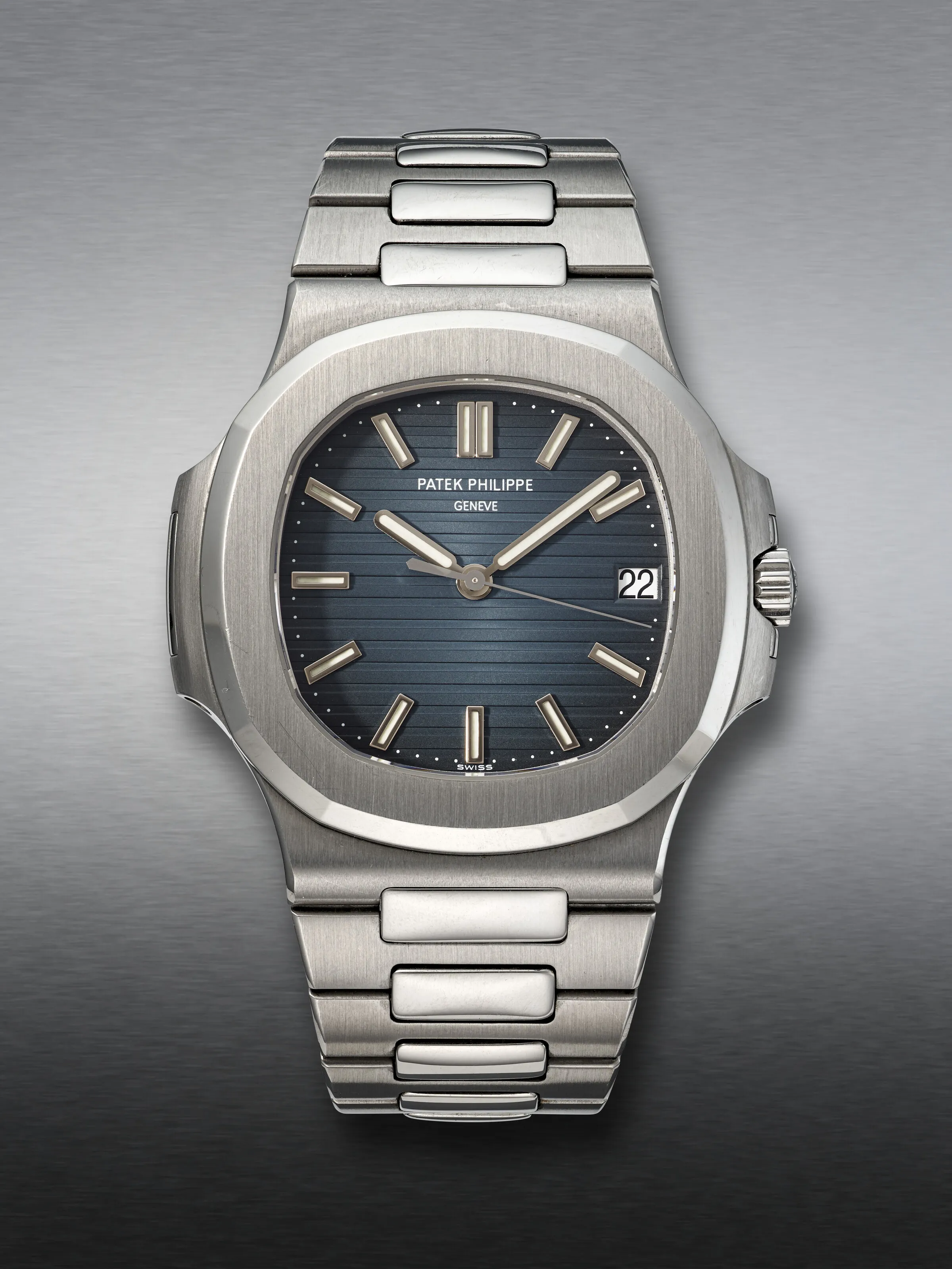 Patek Philippe Nautilus 5711/1A 40mm Stainless steel Blue