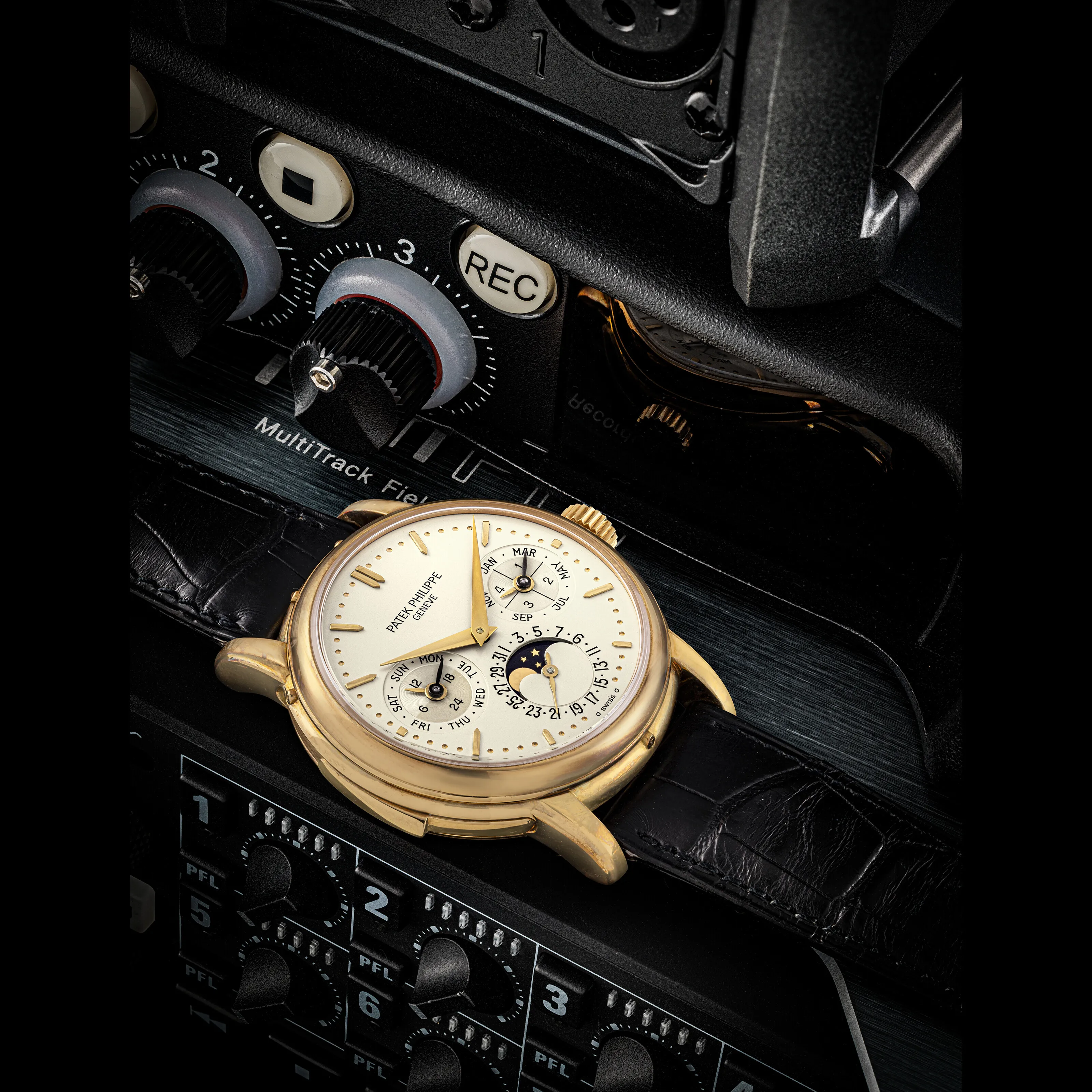 Patek Philippe Minute Repeater Perpetual Calendar 3974J