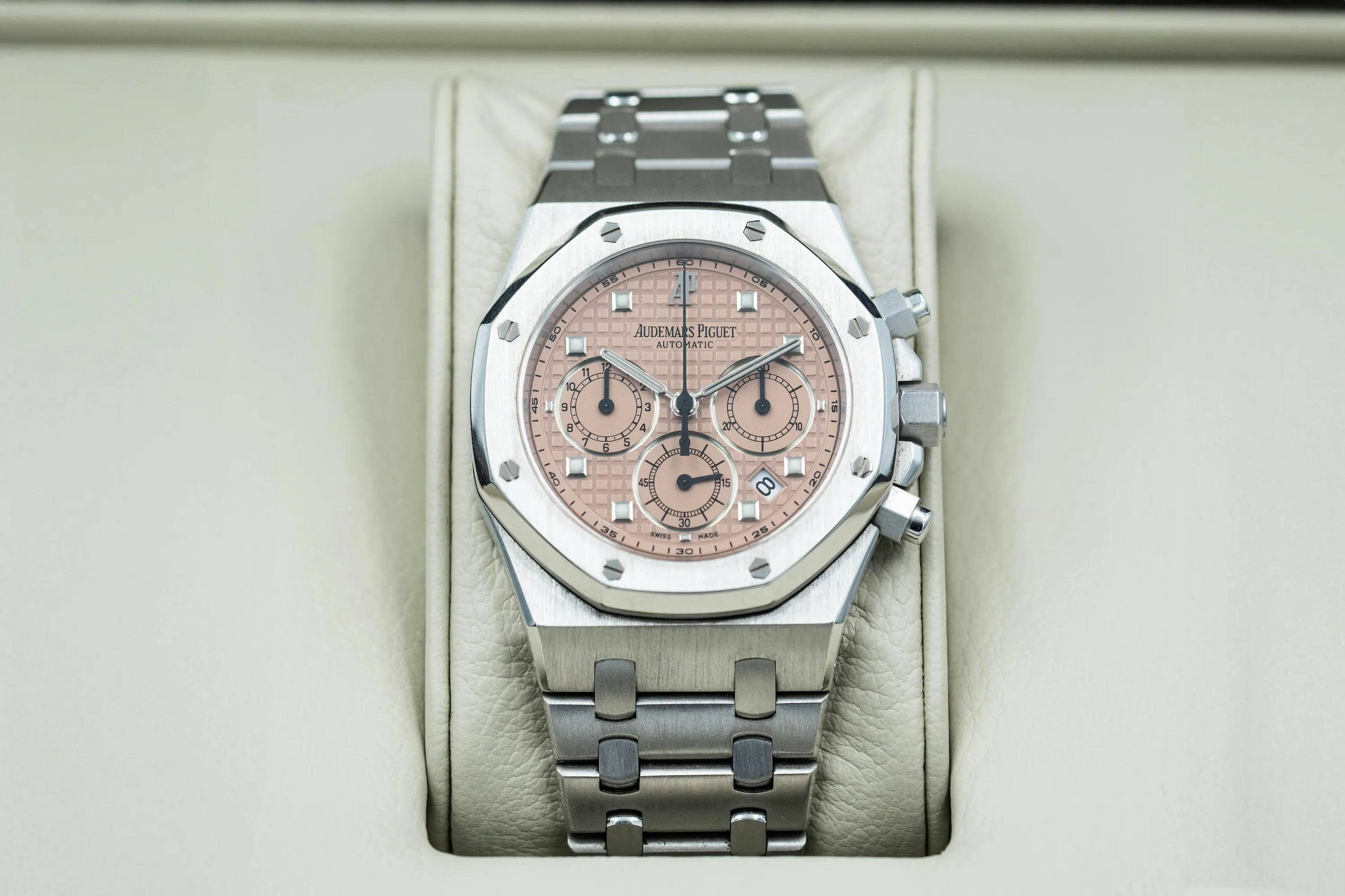 Audemars Piguet Royal Oak 25960BC.OO.1185BC.02 39mm White gold Salmon 23