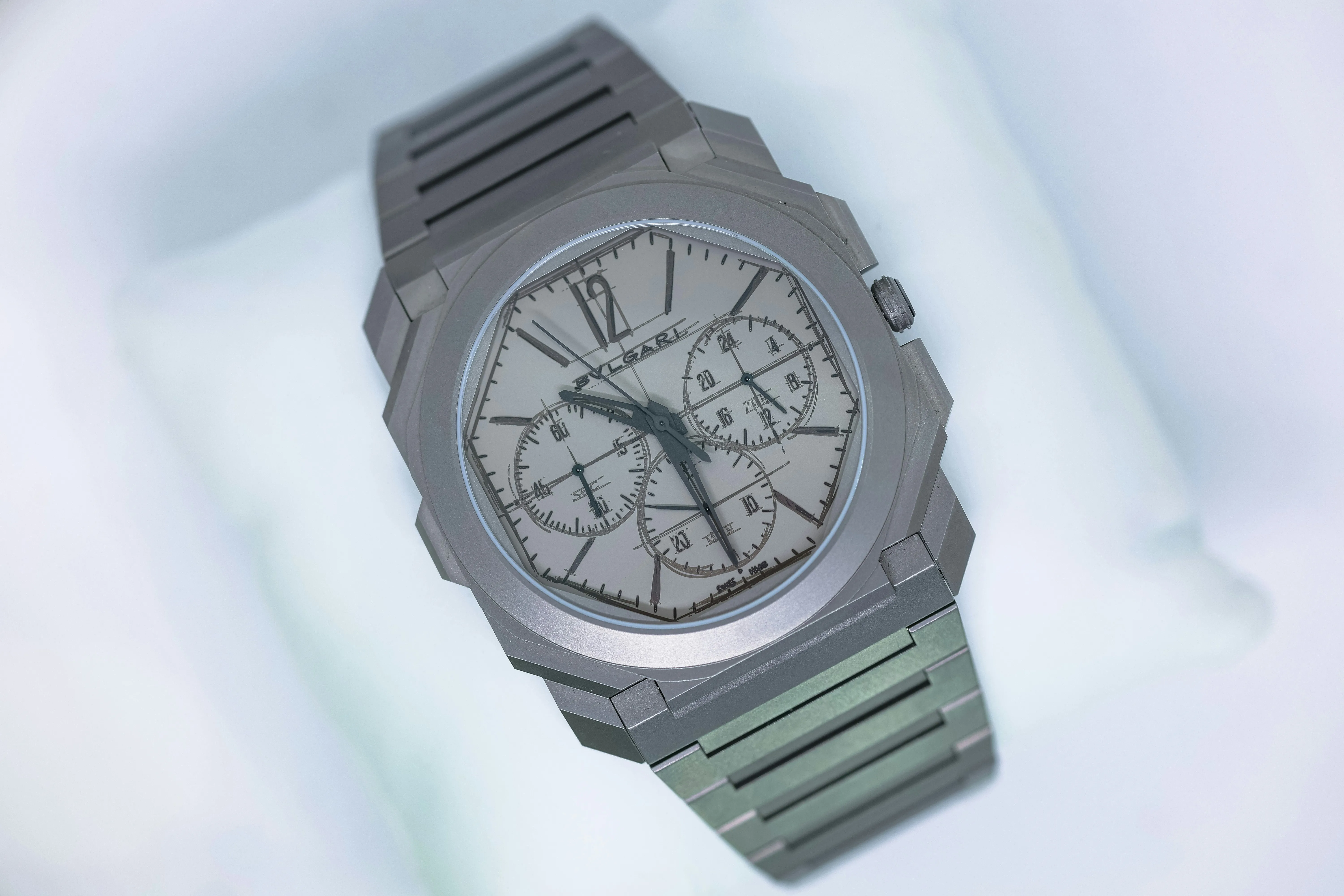 Bulgari Octo 103673 42mm Titanium Gray 8