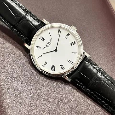 Patek Philippe Calatrava 5120G 35mm White gold White