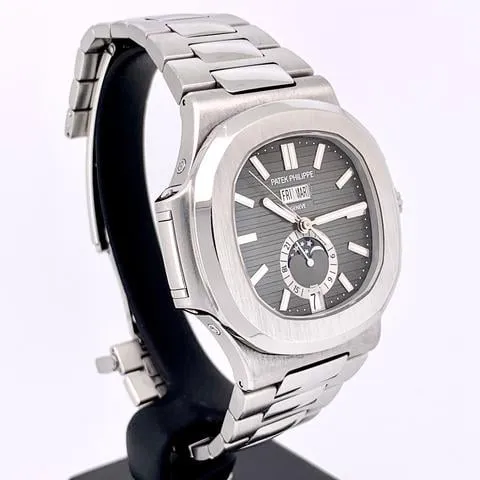 Patek Philippe Nautilus 5726/1A-001 40.5mm Stainless steel Black 5