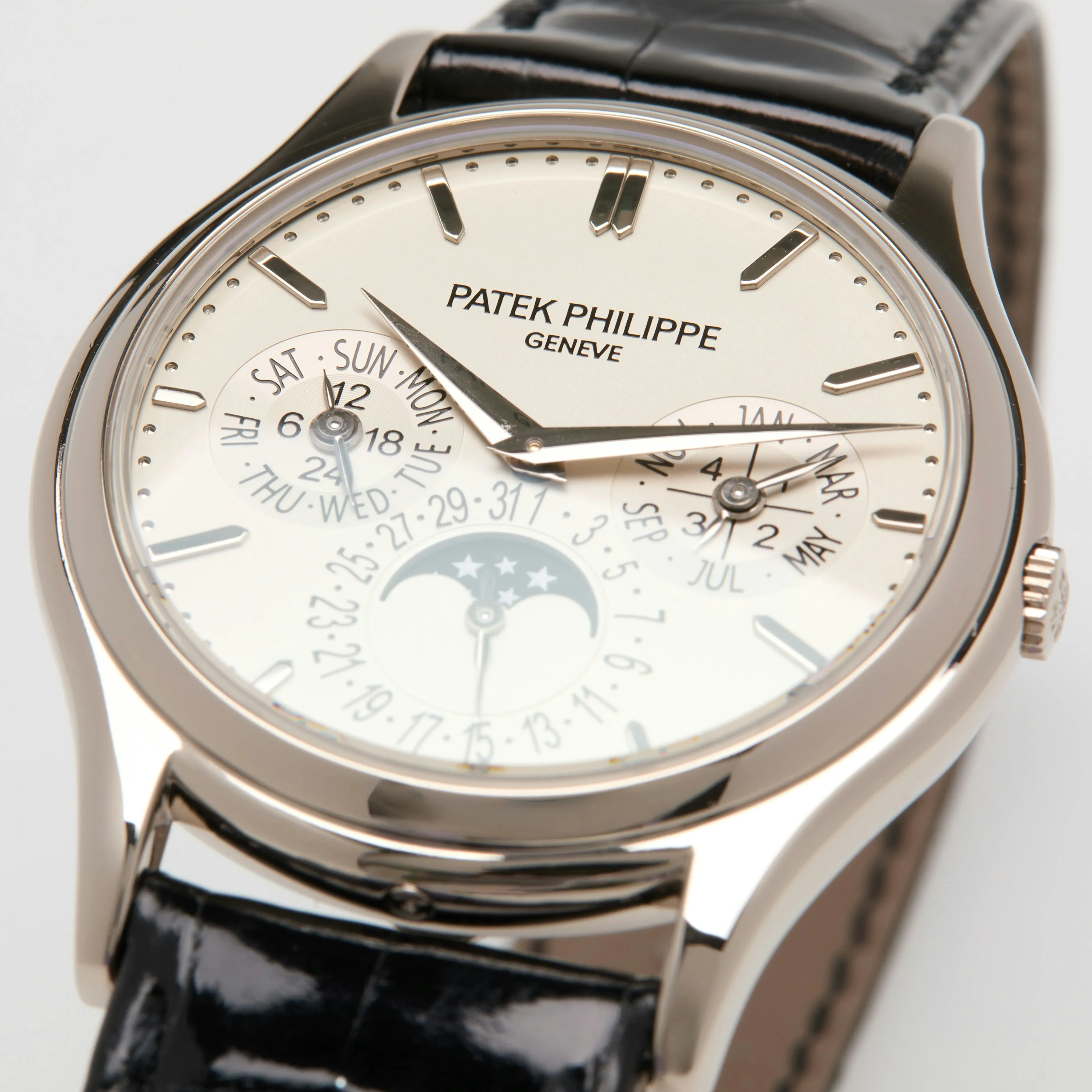 Patek Philippe Perpetual Calendar 5140G 37mm White gold Silver 7