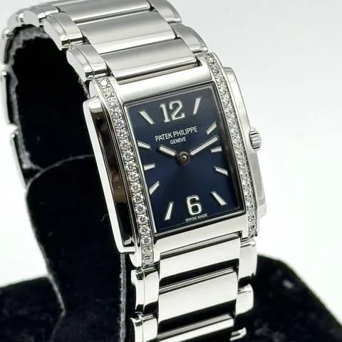 Patek Philippe Twenty~4 4910/1200A-001 25.1mm Stainless steel Blue 4