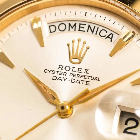 Rolex Day-Date 36 1802 36mm Yellow gold Champagne 3