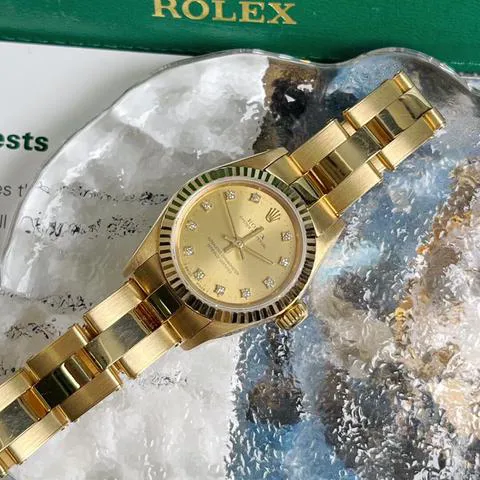 Rolex Oyster Perpetual 26 67198 26mm Yellow gold Gold 1