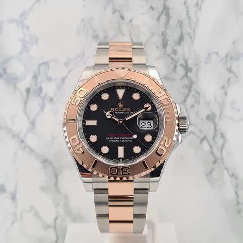 Rolex Yacht-Master 40 126621 40mm Yellow gold and Stainless steel Black