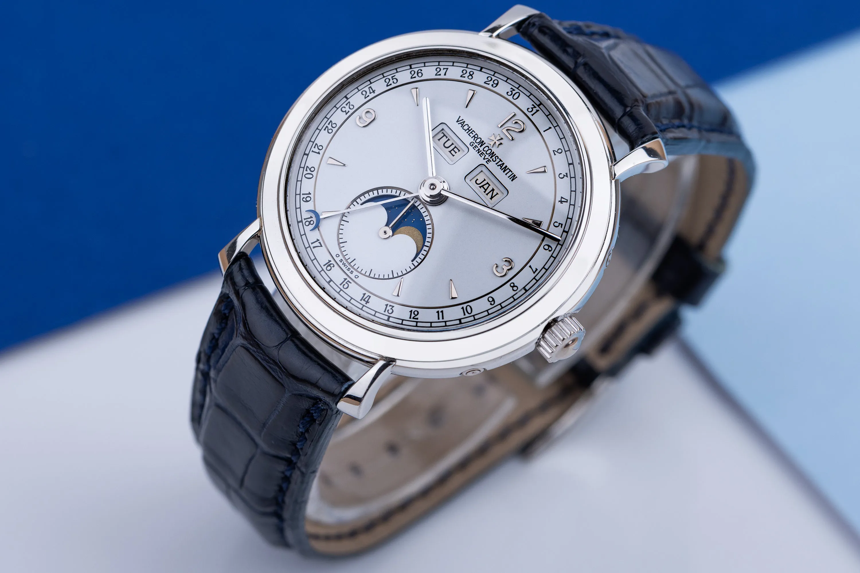 Vacheron Constantin Triple Calendar 37150/000P-4 36mm Platinum White 2