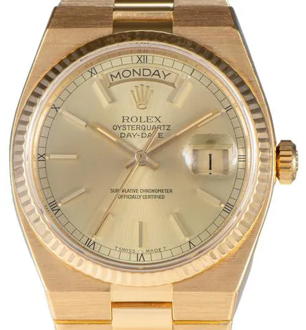 Rolex Day-Date Oysterquartz 19018 36mm Yellow gold Champagne