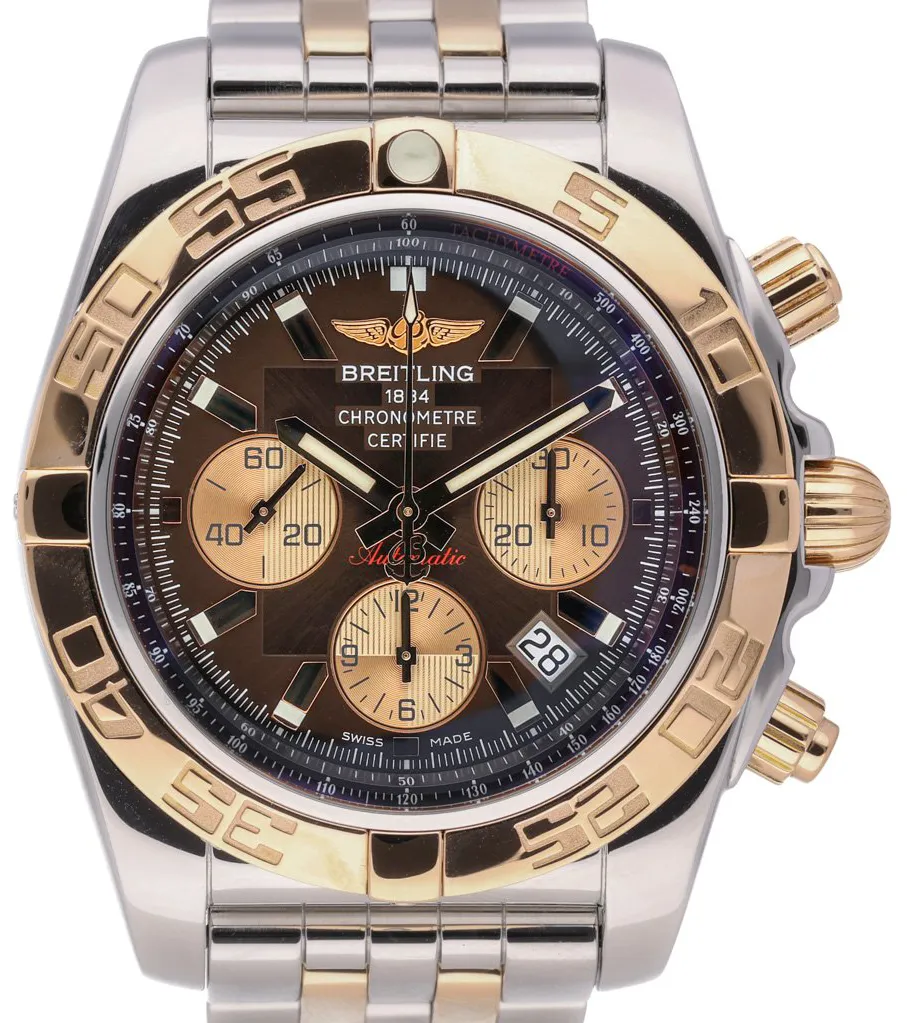 Breitling Chronomat CB 0110 44mm Rose gold and Stainless steel Black Baton