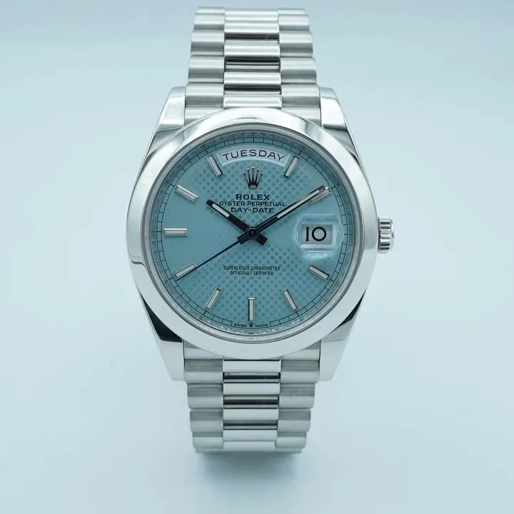 Rolex Day-Date 40 228206-0004 40mm Platinum Blue