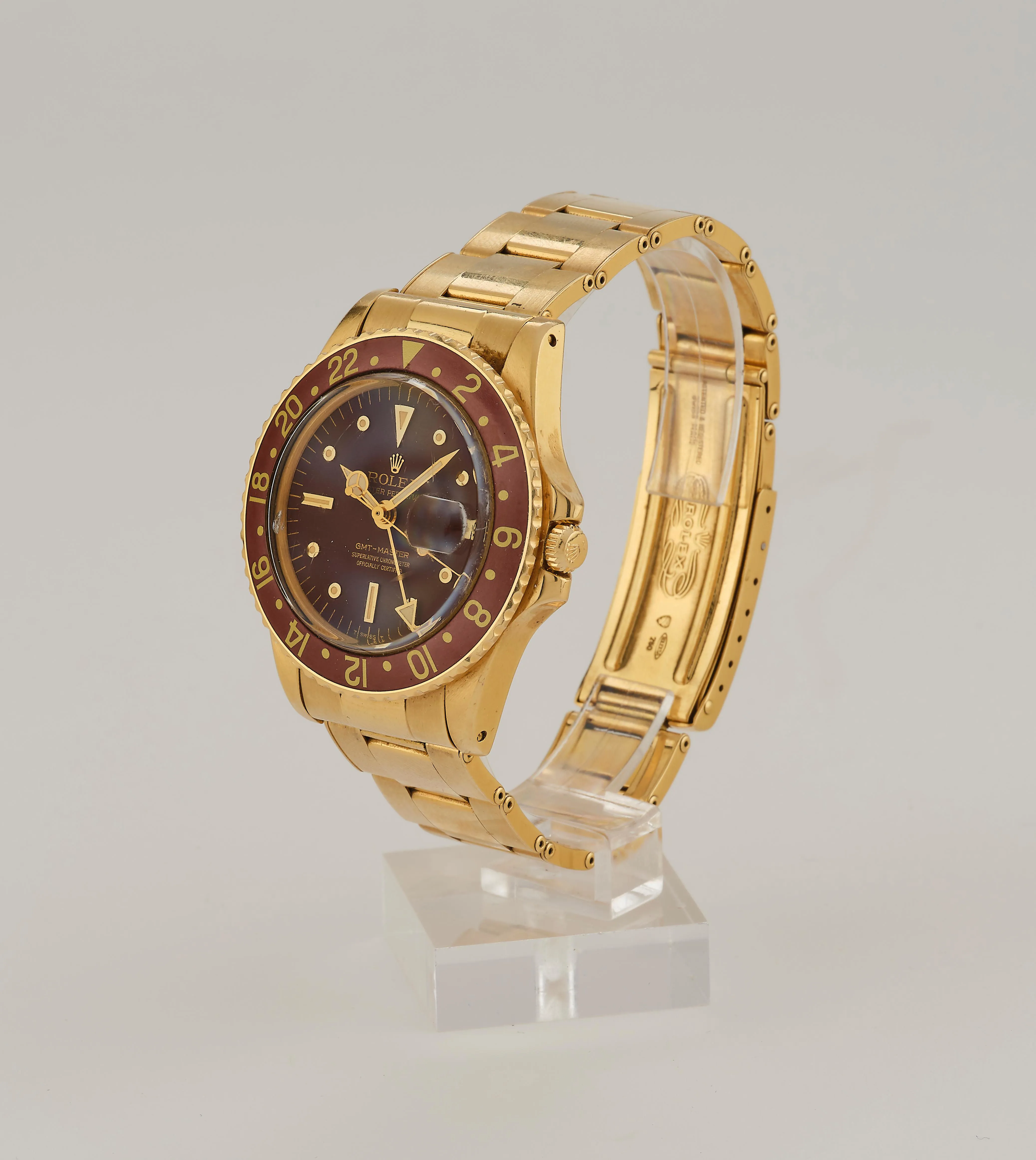 Rolex GMT-Master 1675 39mm Yellow gold Black 2