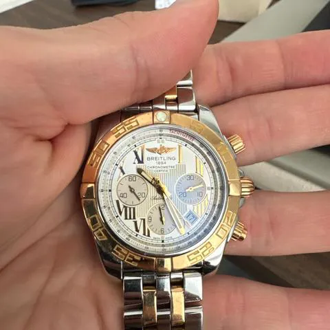 Breitling Chronomat 44 CB011012 44mm Yellow gold and Stainless steel White