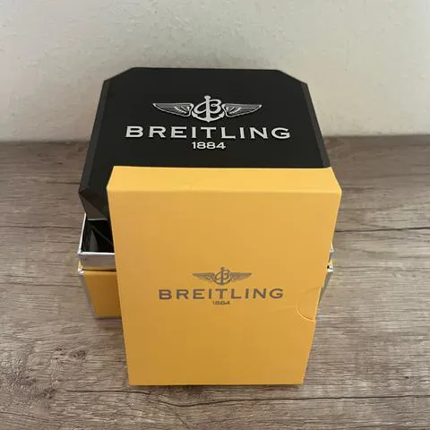 Breitling Chronomat B13050.1 39mm Yellow gold and stainless steel Black 5