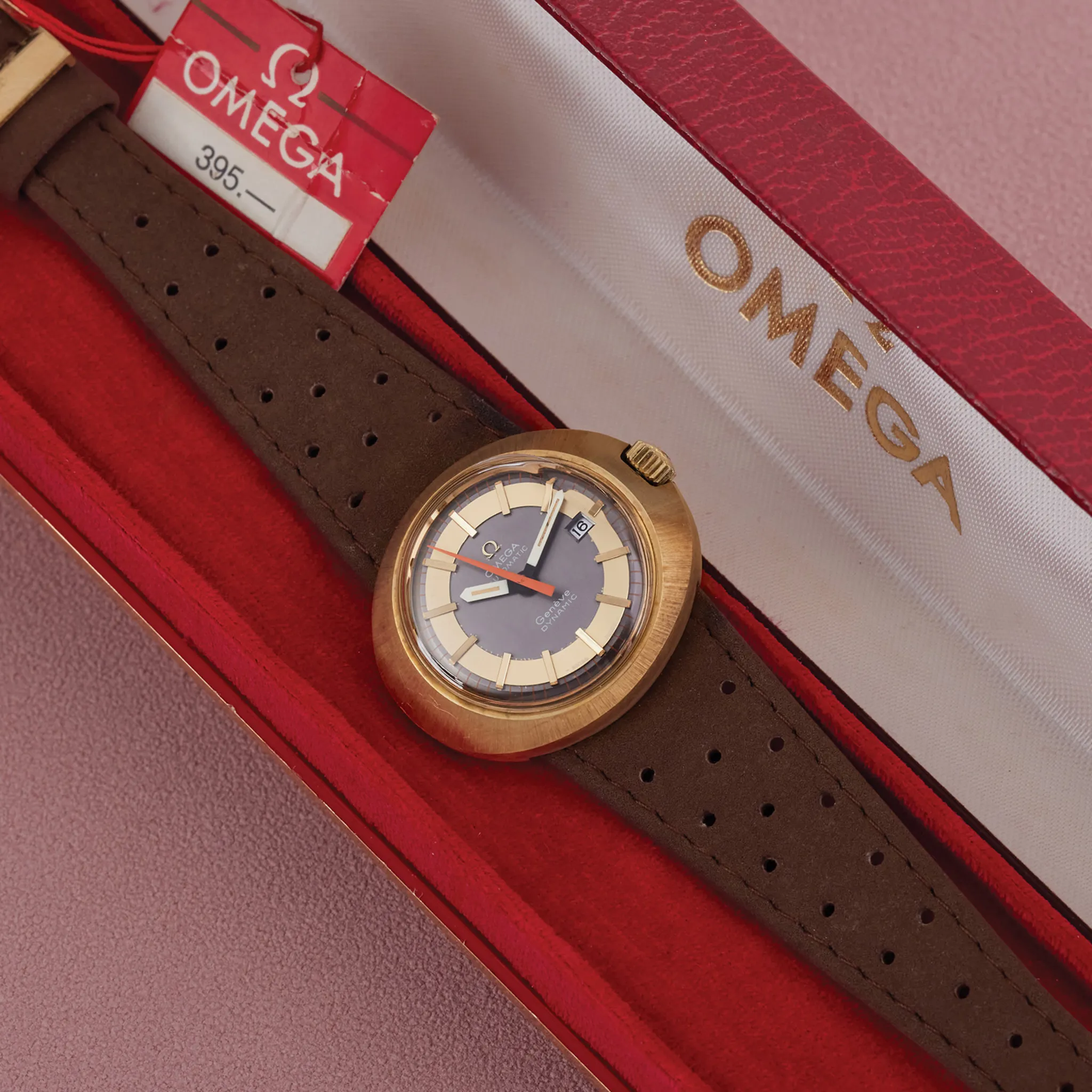 Omega Dynamic CD 566.0015 30mm Gold-capped steel Gold and grey