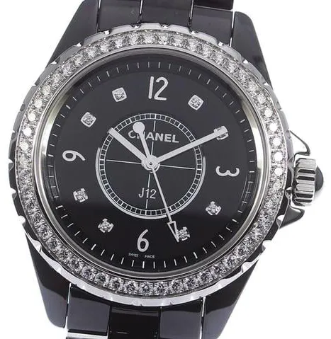 Chanel J12 H3108 33mm Black ceramic Black