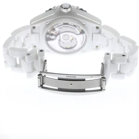 Chanel Mademoiselle H7481 39mm Ceramic White 3