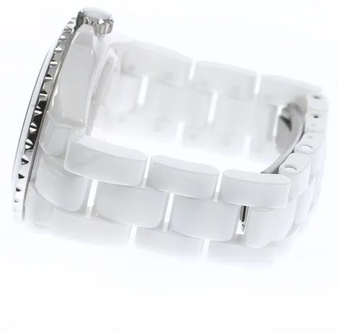 Chanel Mademoiselle H7481 39mm Ceramic White 4