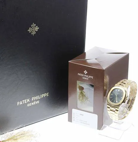 Patek Philippe Nautilus 3700/001 42mm Black 7