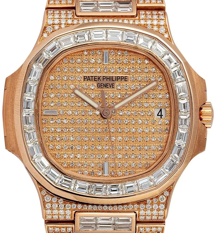 Patek Philippe Nautilus 5711R 40mm Rose gold Diamond