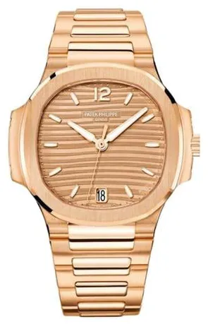 Patek Philippe Nautilus 7118/1R-010 35mm Rose gold Brown