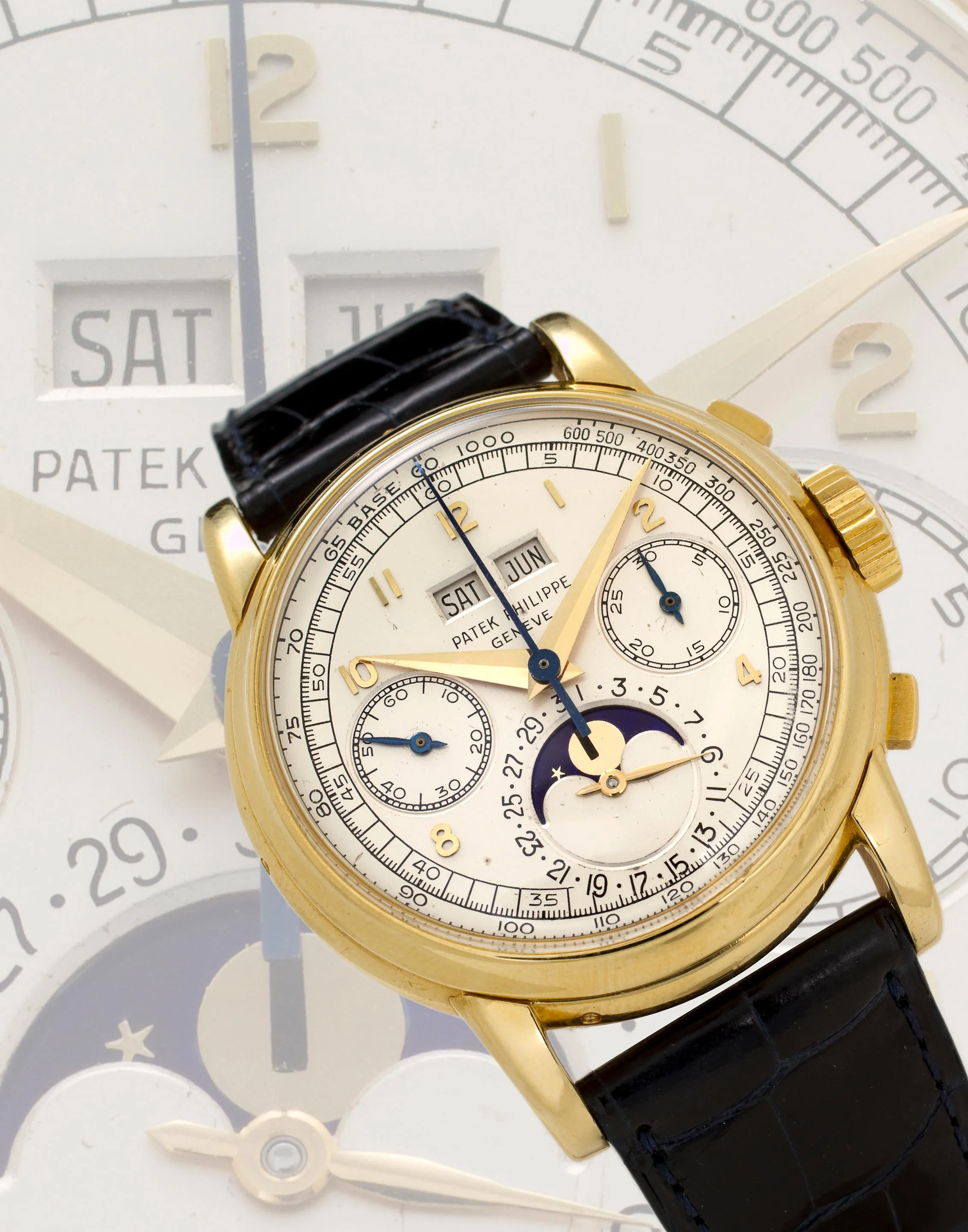 Patek Philippe Perpetual Calendar Chronograph 2499 37mm Yellow gold Silver