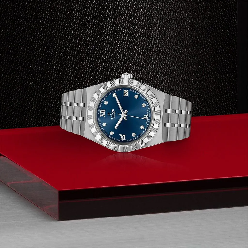 Tudor Royal M28400-0007 34mm Stainless steel Blue 3