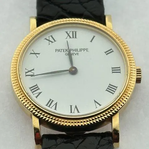 Patek Philippe Calatrava 4809 25mm Yellow gold White