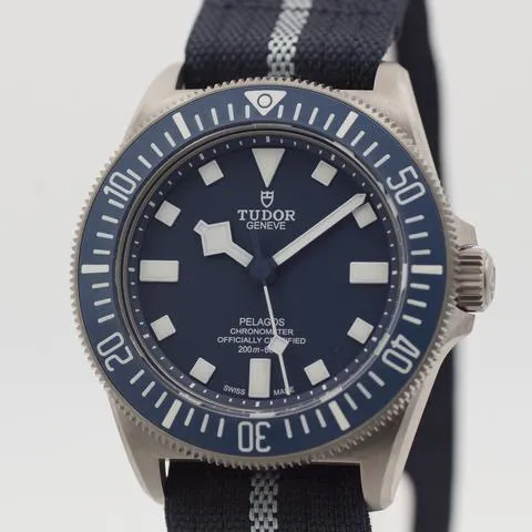 Tudor Pelagos 25707B 42mm Titanium Blue 2