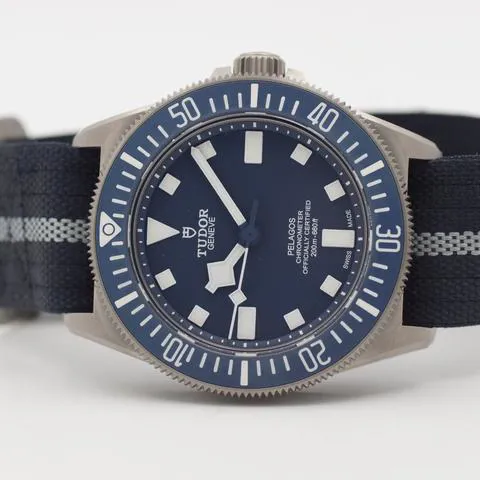 Tudor Pelagos 25707B 42mm Titanium Blue 9