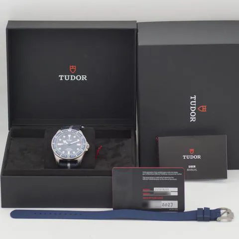 Tudor Pelagos 25707B 42mm Titanium Blue 10