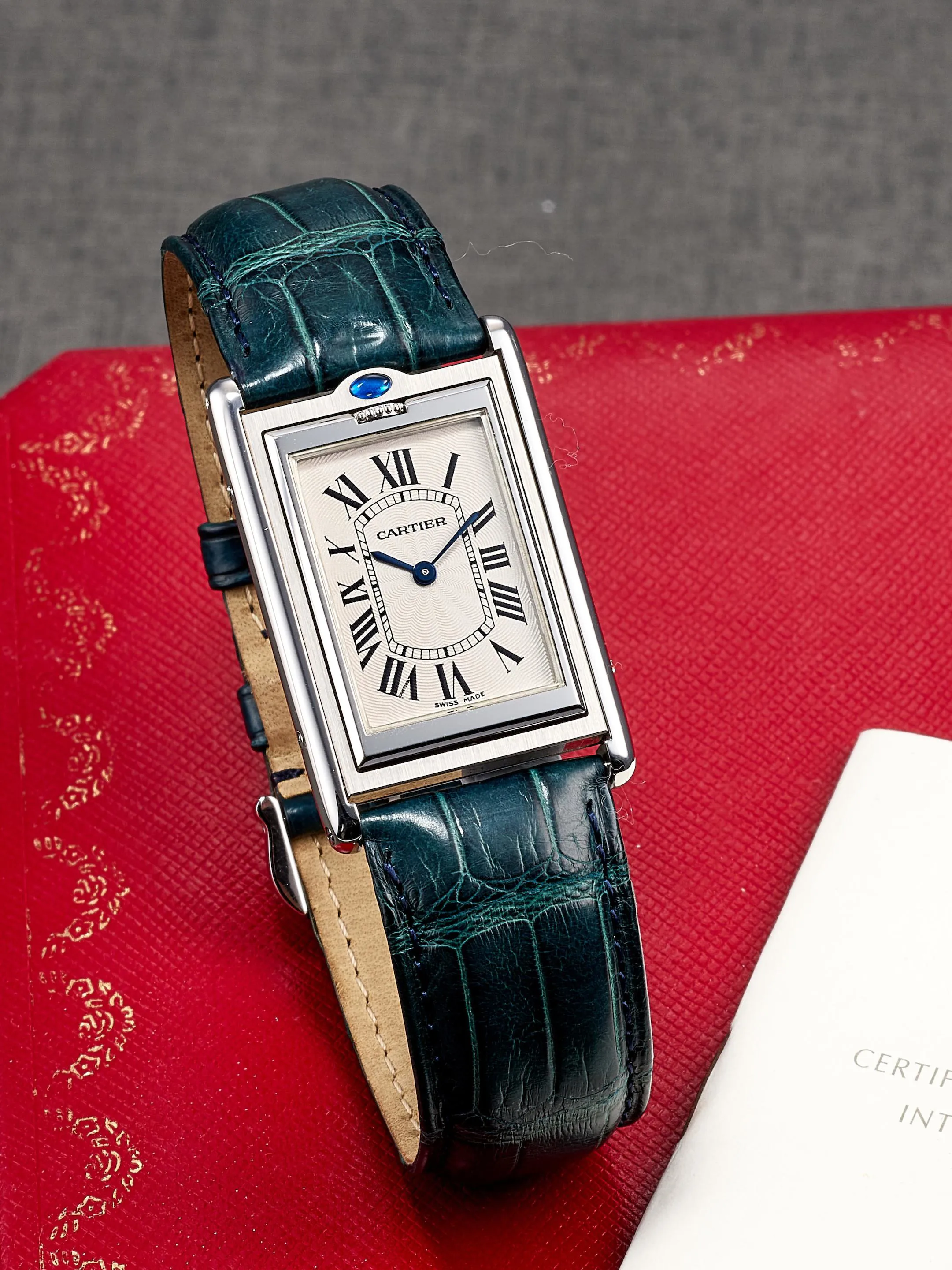 Cartier Basculante 2390