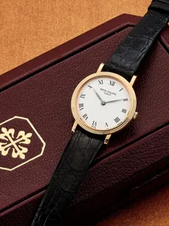 Patek Philippe Calatrava 4819 Yellow gold White