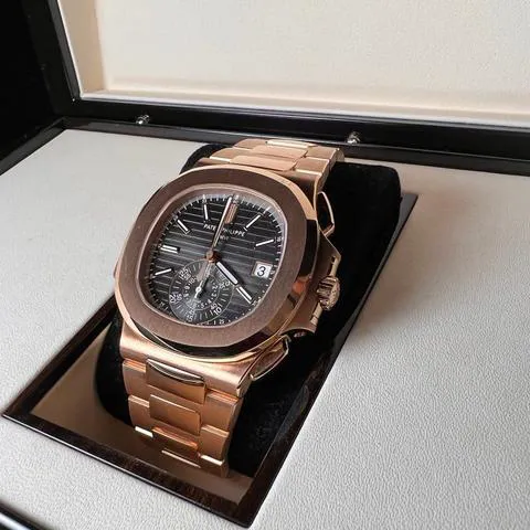 Patek Philippe Nautilus 5980/1R-001 40.5mm Rose gold Black 1