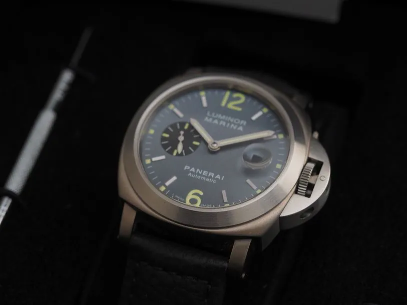 Panerai Luminor Marina PAM0061 44mm Titanium Gray-blue