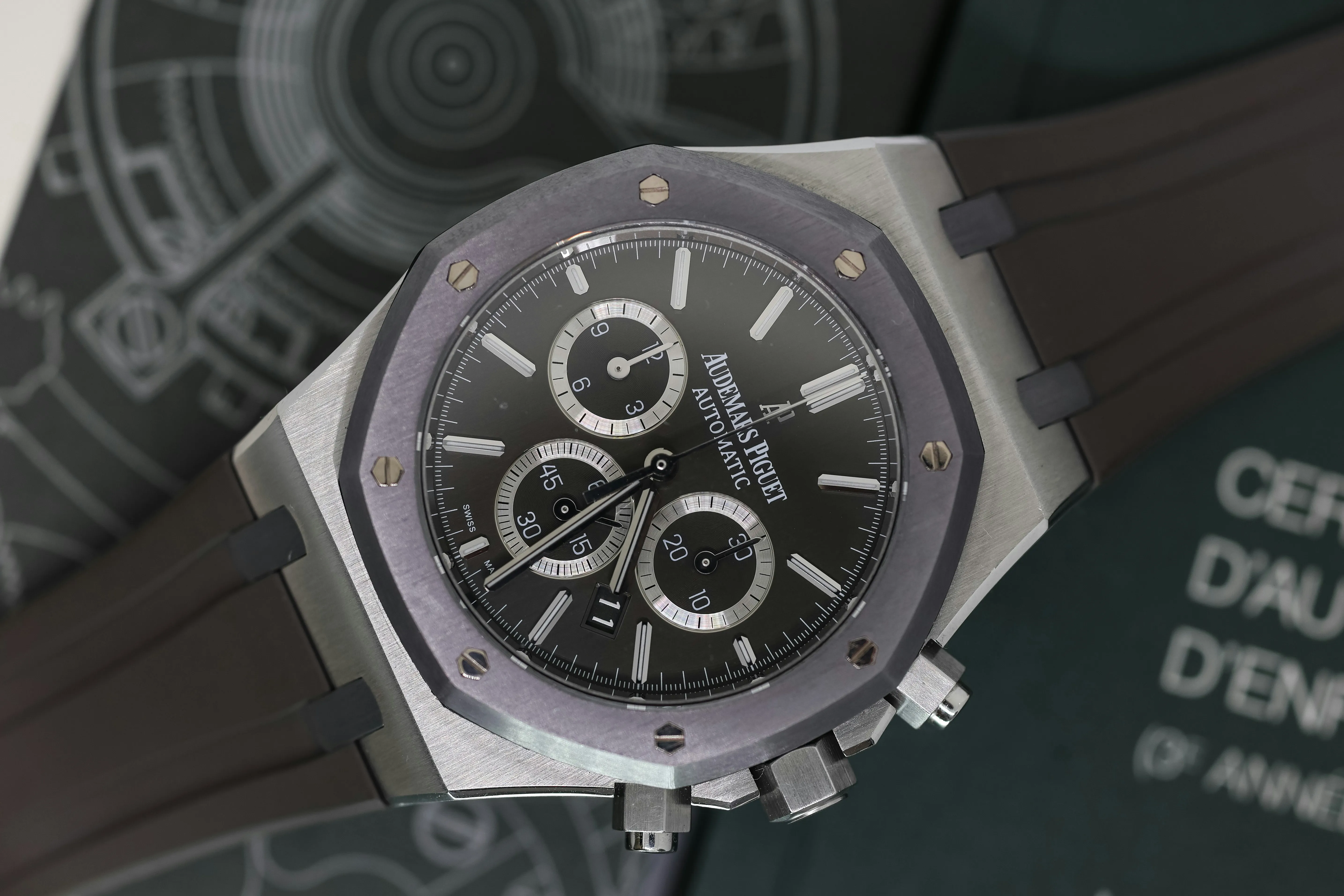 Audemars Piguet Royal Oak 26325TS.OO.D005CR.01 41mm Stainless steel and tantalum Black 18