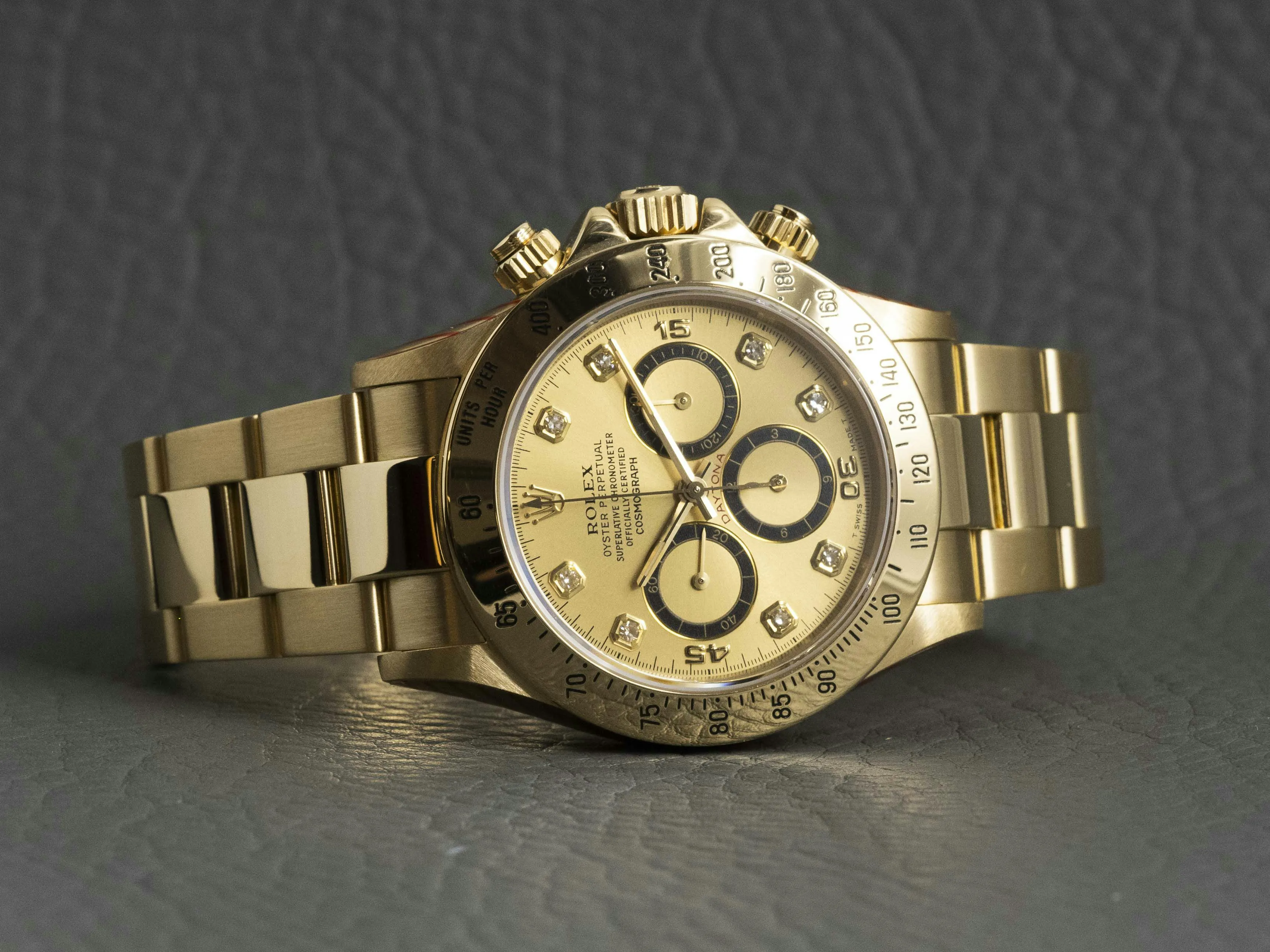 Rolex Daytona 16528 40mm Yellow gold Champagne