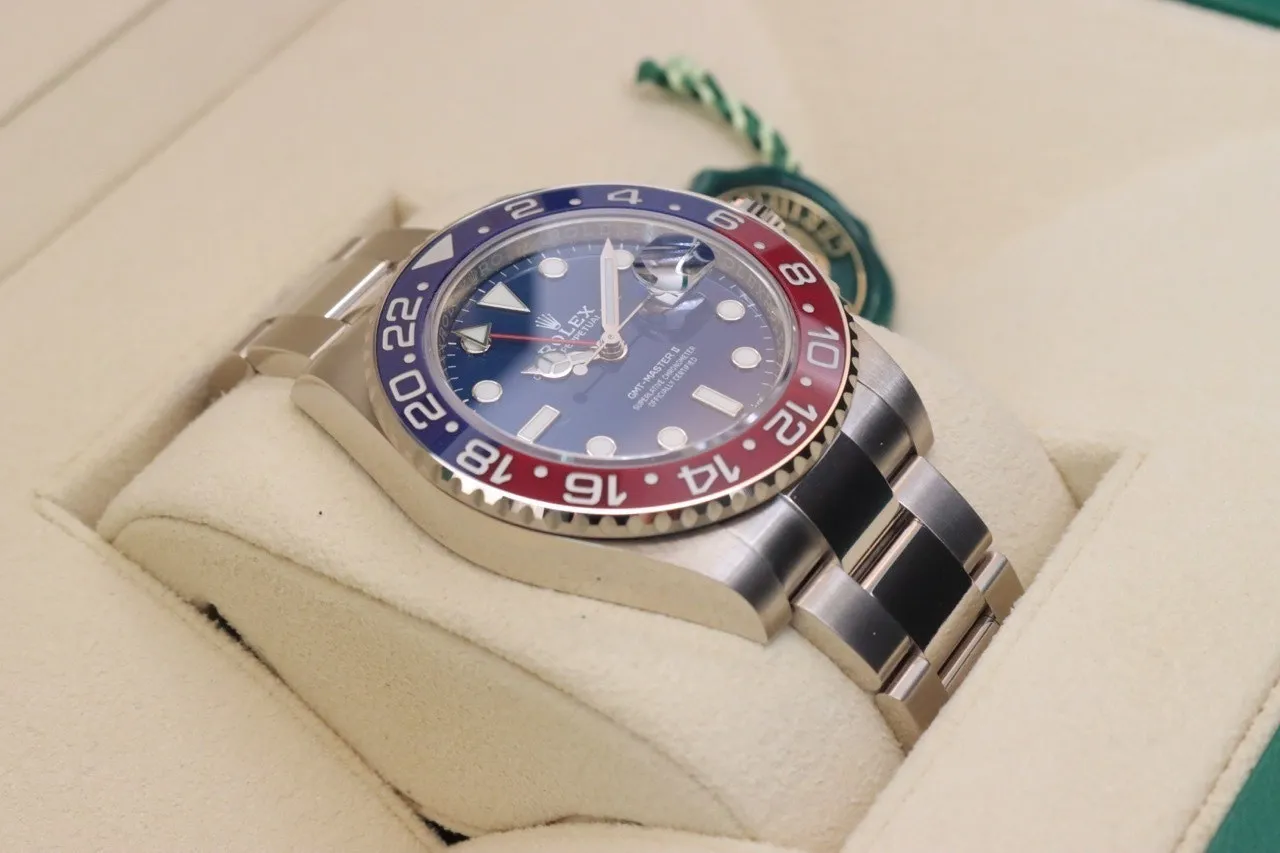 Rolex GMT-Master II 126719BLRO 40mm White gold Blue 2