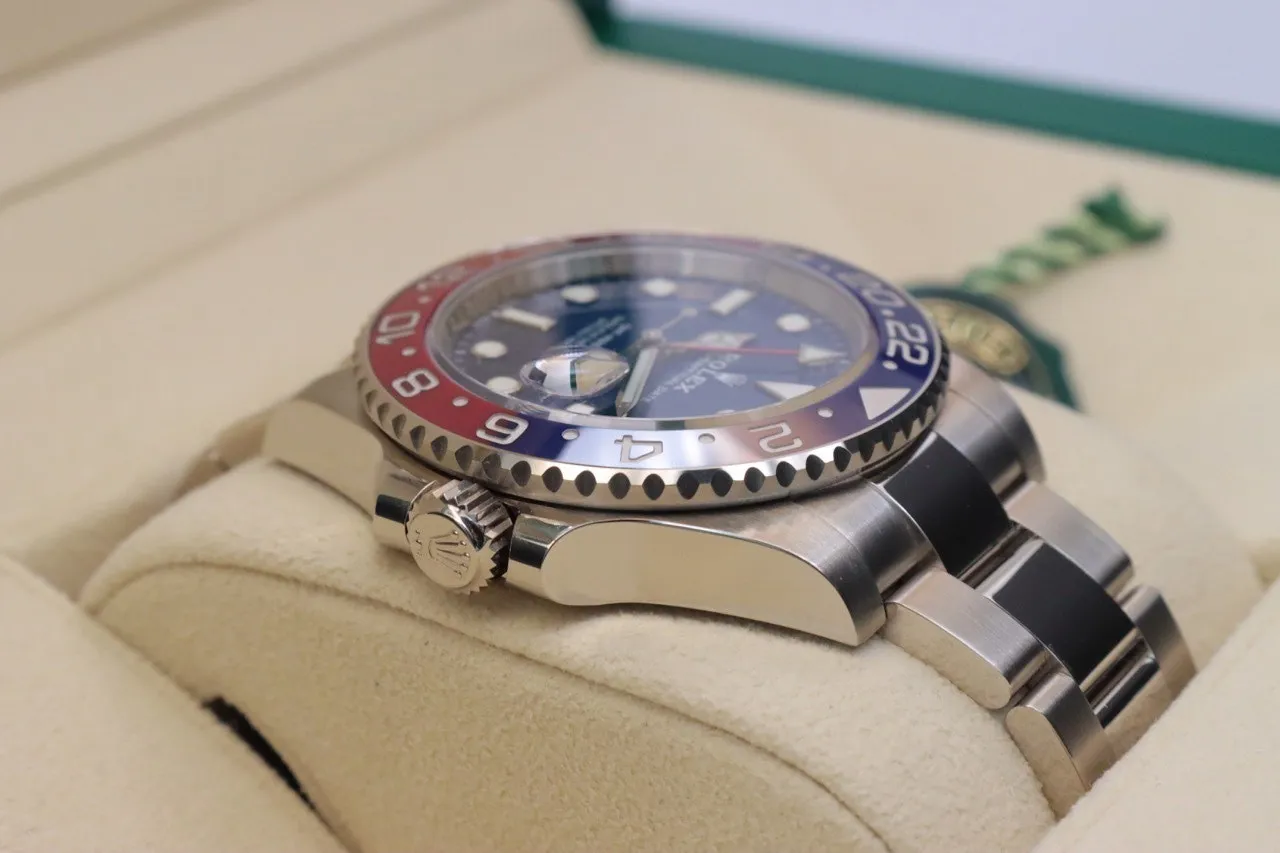 Rolex GMT-Master II 126719BLRO 40mm White gold Blue 4