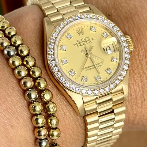 Rolex Lady-Datejust 69138 26mm Yellow gold Champagne