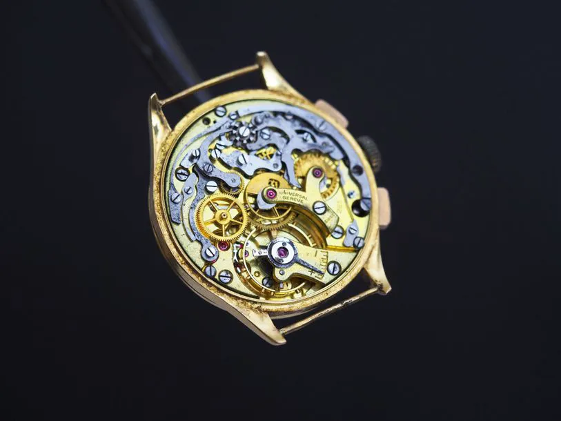 Universal Genève Compax 12491 35mm Yellow gold Golden 5