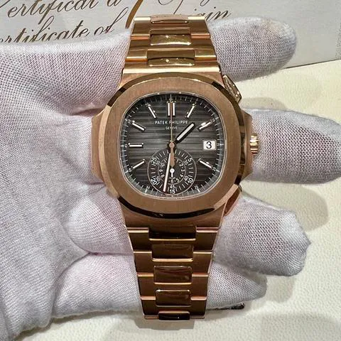 Patek Philippe Nautilus 5980/1R-001 40.5mm Rose gold Black